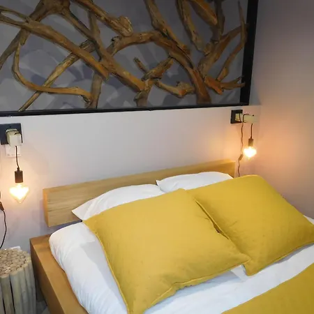 Maison De Charme Avec Jacuzzi, Nature Preservee Et Equipements Pour Bebe, 4 Etoiles, Proche Foret. - Fr-1-611-70 * Laville-aux-Bois